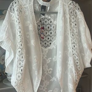 Vince Camuto White Crochet Kimono